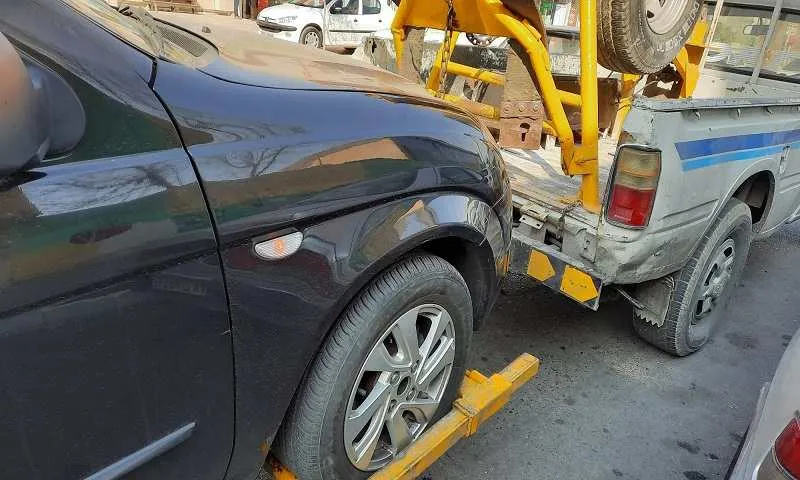 امداد خودرو دمق